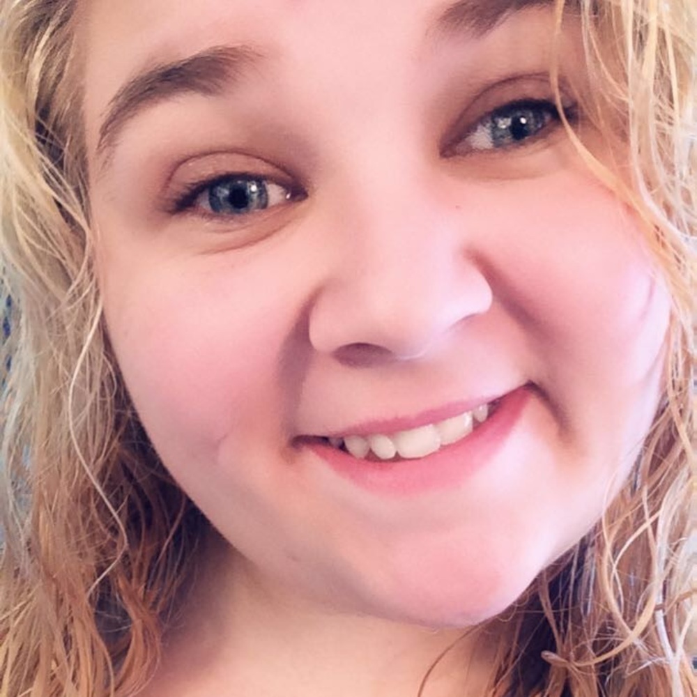 Meet your Posher, Alissa